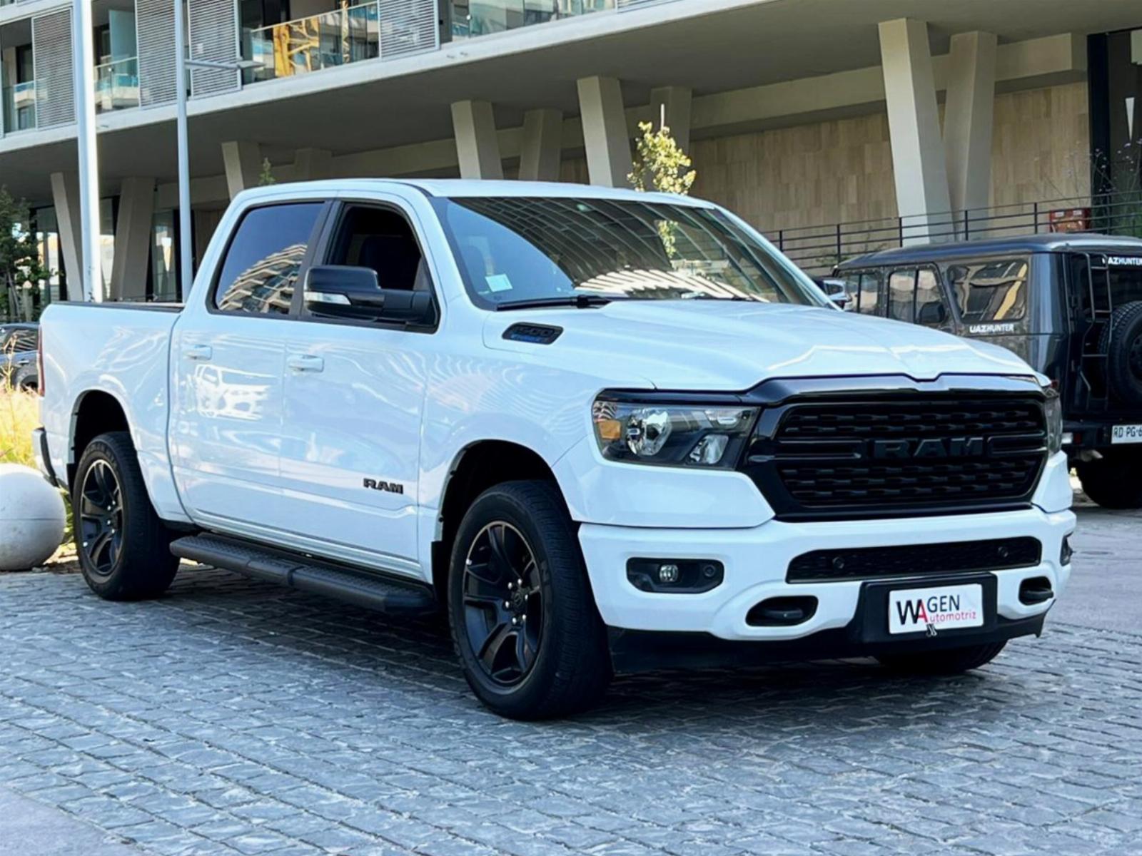 RAM 1500 BIG HORN 3.6 2022 MANTENIMIENTO EN LA MARCA UN DUEÑO - FULL MOTOR