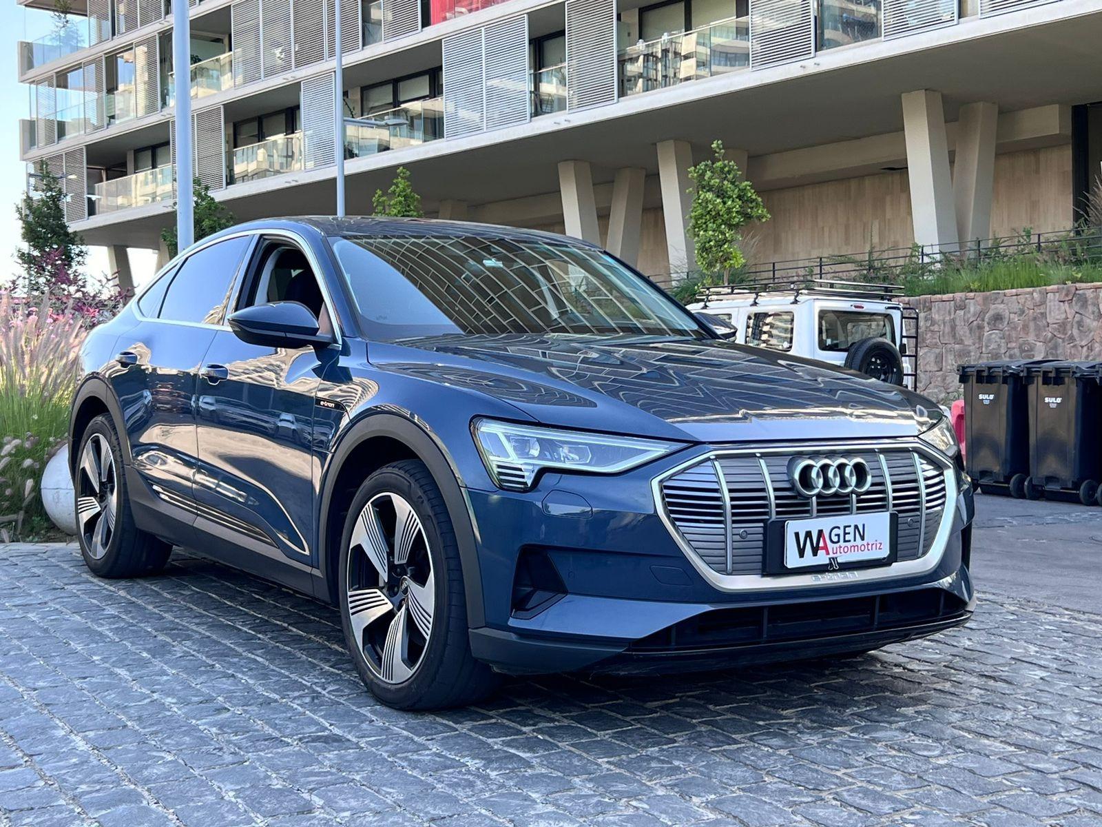 AUDI E-TRON ELÉCTRICO E TRON 2022 MANTENIMIENTO EN LA MARCA UN DUEÑO - 