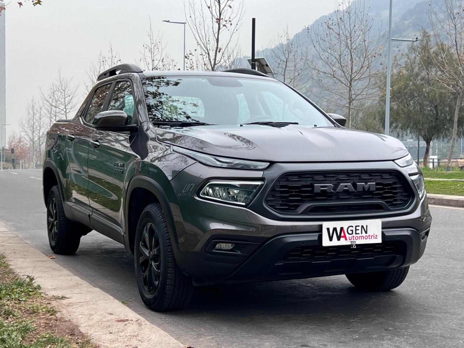 RAM 1000 BIG HORN NIGHT EDITION 2022 FACTURABLE MANTENIMIENTO EN LA MARCA - FULL MOTOR