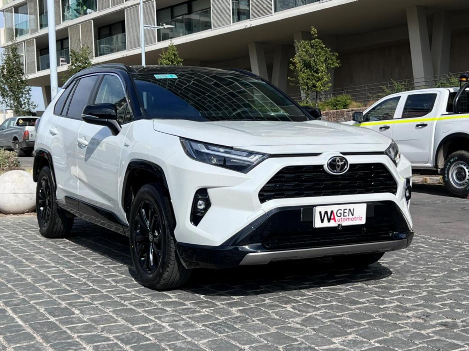 TOYOTA RAV 4 XSE 2.5 HIBRIDO 2025 GARANTÍA DE FÁBRICA VIGENTE - FULL MOTOR