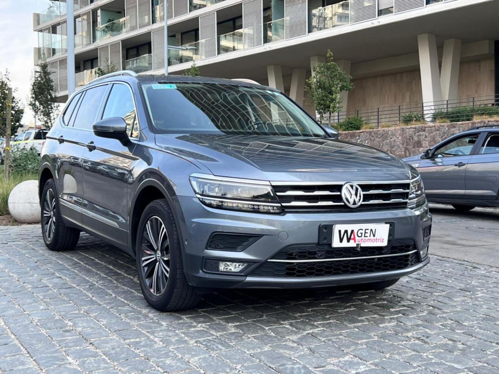 VOLKSWAGEN TIGUAN HIGHLINE 2.0 2021 MANTENIMIENTO EN LA MARCA UN DUEÑO - FULL MOTOR