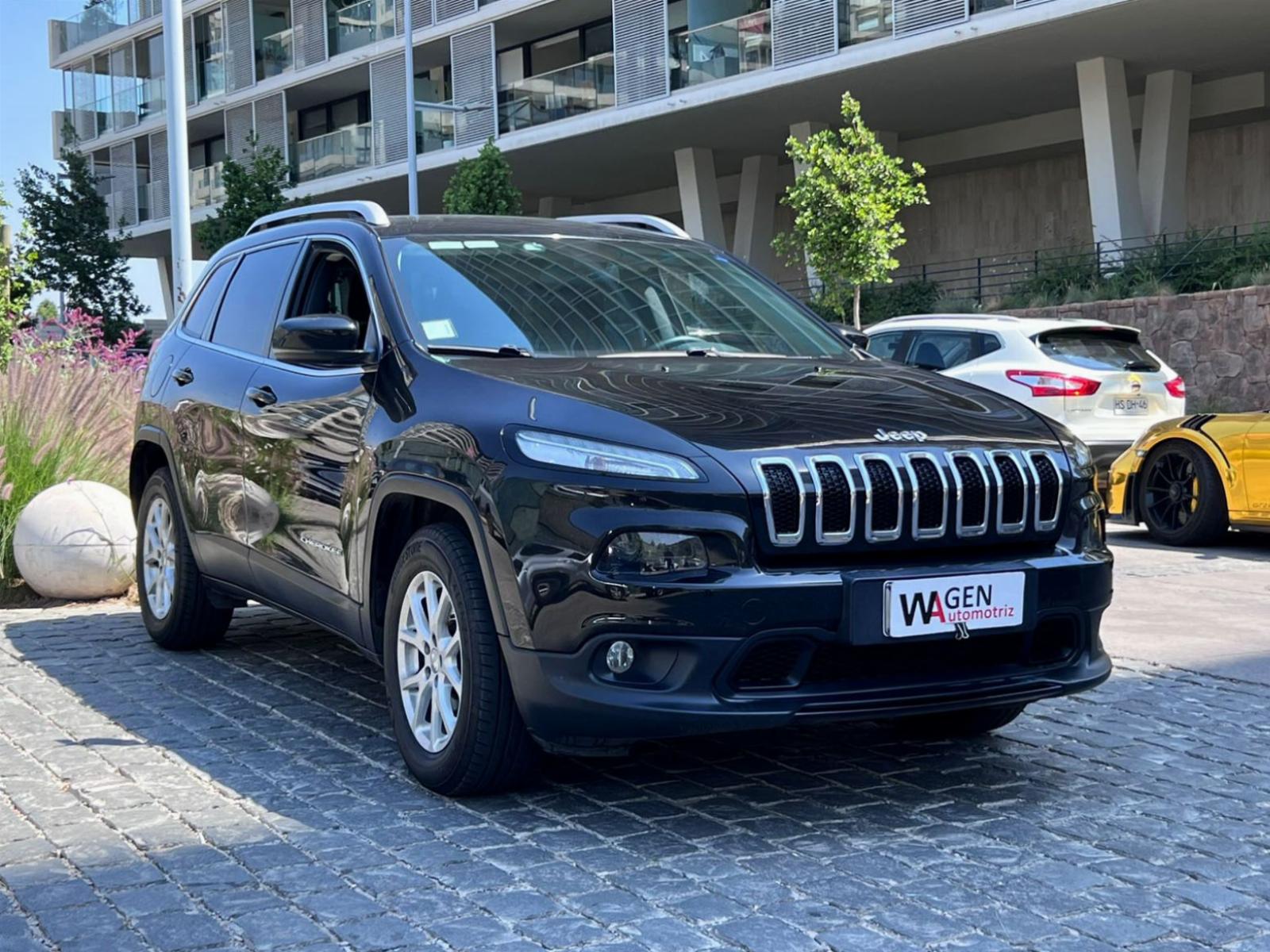 JEEP CHEROKEE LONGITUDE 2.4 AWD 2017 MANTENIMIENTO EN LA MARCA UN DUEÑO - FULL MOTOR